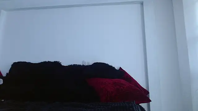 Snapshot of caroline_spanky chatting on 03-10-26, 06:24 caroline spanky online show from 03-10-26, 06:24