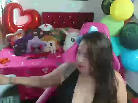 Snapshot of rous-kinky chatting on 11-11-25, 01:22 rous-kinky online show from 11-11-25, 01:22