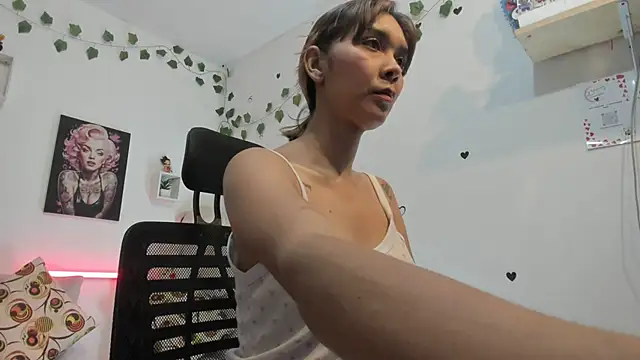 Snapshot of anastasia_tuya chatting on 02-09-26, 01:59 anastasia tuya online show from 02-09-26, 01:59