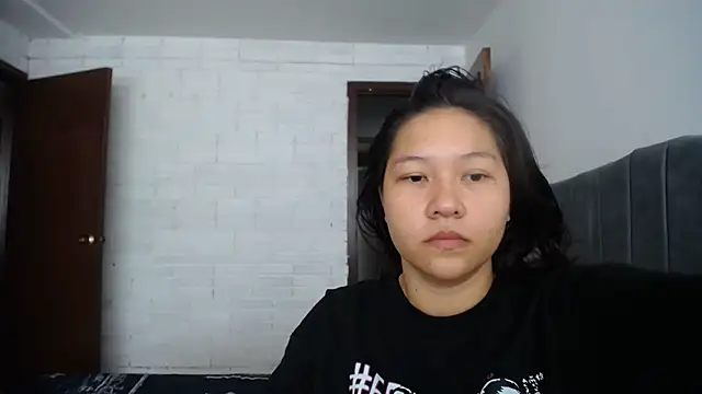 Naia Stant online show from 09-15-25, 06:19