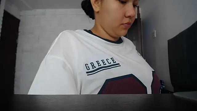 Naia Stant online show from 10-03-25, 04:04