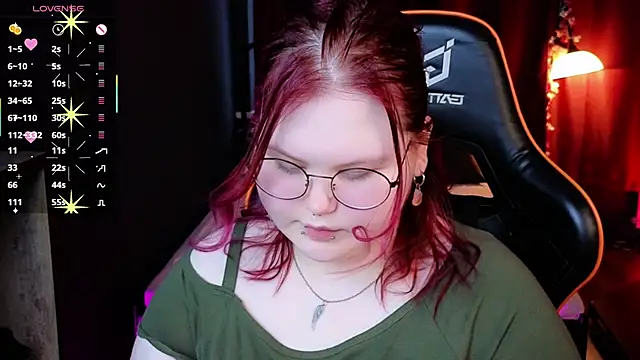 fillisfox  online show from 03-28-26, 04:06
