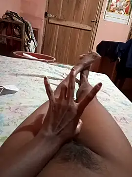 Snapshot of littlebunnySL chatting on 02-11-26, 04:06 littlebunnySL online show from 02-11-26, 04:06