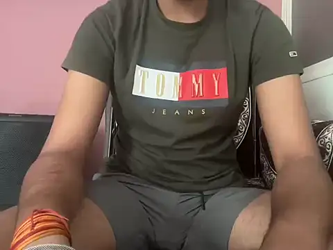 Snapshot of sexyaarsh chatting on 03-09-26, 04:38 sexyaarsh online show from 03-09-26, 04:38