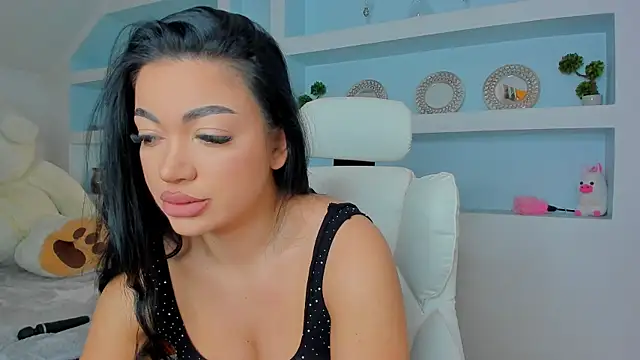 Snapshot of juicyjulie_ chatting on 10-11-25, 06:23 juicyjulie online show from 10-11-25, 06:23