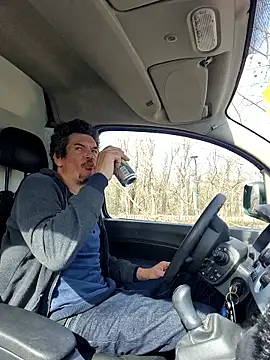 Snapshot of twitshe chatting on 02-23-26, 11:07 twitshe online show from 02-23-26, 11:07