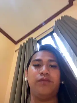 Snapshot of ScarletMoore chatting on 10-29-25, 01:41 ScarletMoore online show from 10-29-25, 01:41