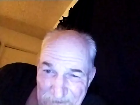 Snapshot of Rootpass222 chatting on 07-01-26, 10:06 Rootpass222 online show from 07-01-26, 10:06