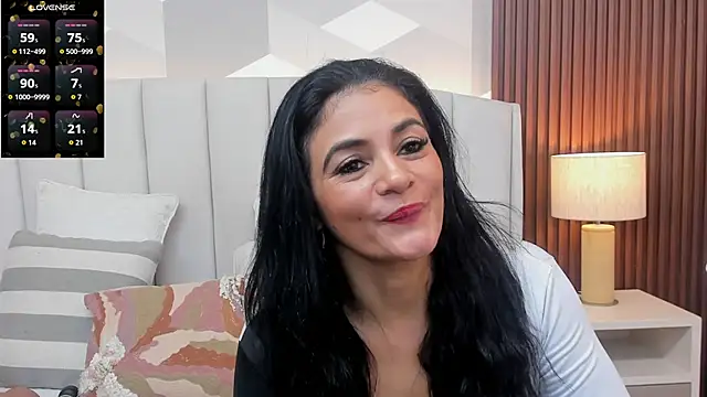 Mommy Naughty online show from 03-04-26, 12:00