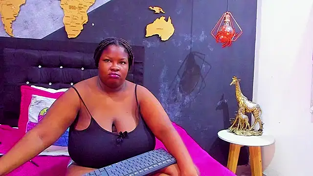 Maiam  Rossi online show from 11-21-25, 11:53