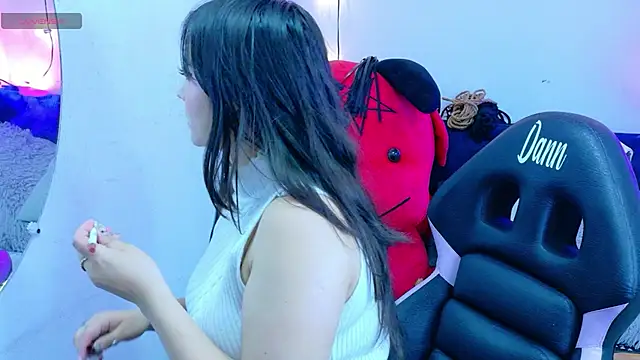 MiaVelvetDoll online show from 10-10-25, 01:21