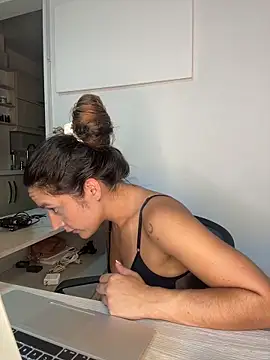 Sophia House  online show from 04-19-26, 02:55