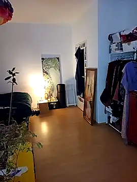 BelleFelicitas online show from 11-10-25, 05:12