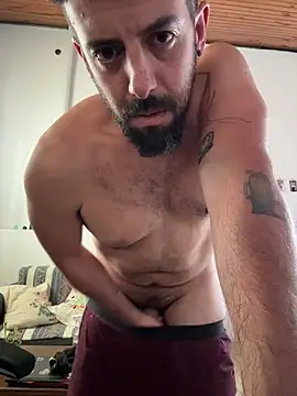 Snapshot of elpeaciente chatting on 11-18-25, 07:40 elpeaciente online show from 11-18-25, 07:40