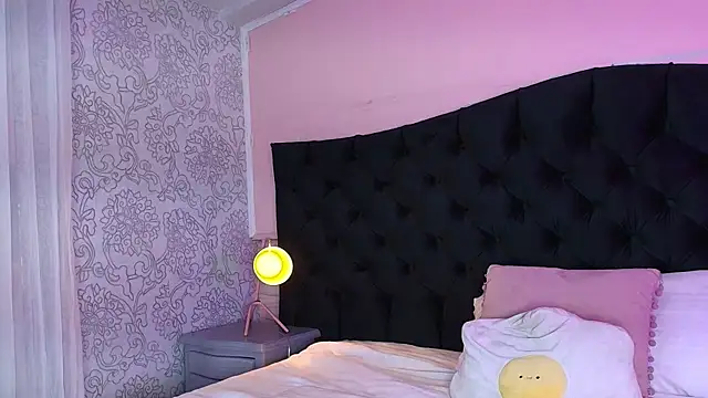 Hada Blue online show from 04-04-26, 07:44