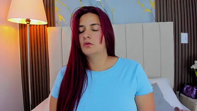 Victoria Guzman online show from 05-20-26, 03:29