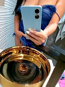 Ternura Prohibida online show from 10-11-25, 01:49