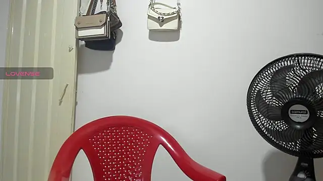 karlys01 online show from 09-28-25, 02:50