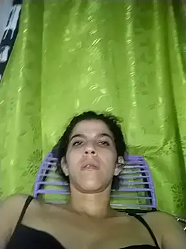 Snapshot of lucerocutte chatting on 10-29-25, 02:47 lucerocutte online show from 10-29-25, 02:47