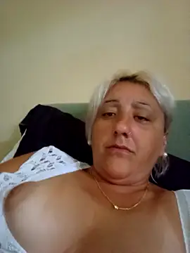 Snapshot of Samantha6767x chatting on 02-06-26, 04:21 Samantha6767x online show from 02-06-26, 04:21