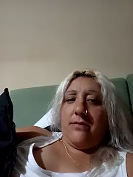 Snapshot of Samantha6767x chatting on 02-10-26, 03:43 Samantha6767x online show from 02-10-26, 03:43