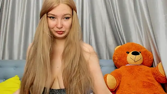 Snapshot of Leotorneo chatting on 10-02-25, 02:51 Leotorneo online show from 10-02-25, 02:51