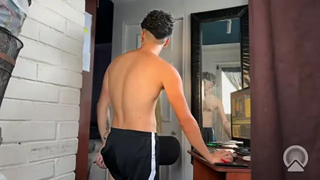 Snapshot of feeelipe2007 chatting on 02-24-26, 10:41 feeelipe2007 online show from 02-24-26, 10:41