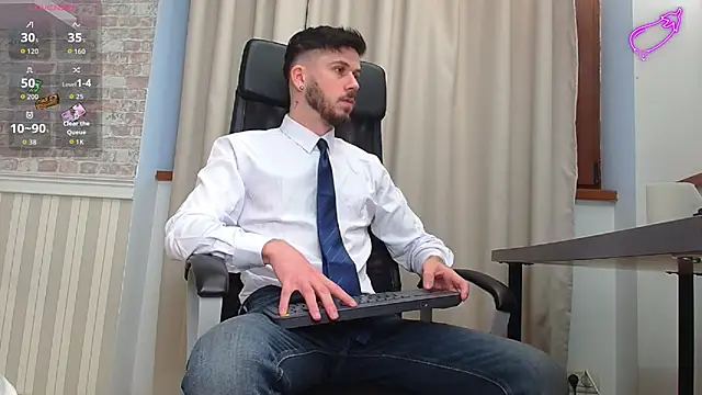 Snapshot of JonahShaw chatting on 11-22-25, 05:17 JonahShaw online show from 11-22-25, 05:17