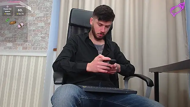 Snapshot of JonahShaw chatting on 11-24-25, 05:18 JonahShaw online show from 11-24-25, 05:18