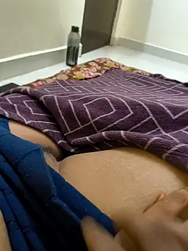 Snapshot of desisanaye_69 chatting on 10-29-25, 07:37 desisanaye 69 online show from 10-29-25, 07:37