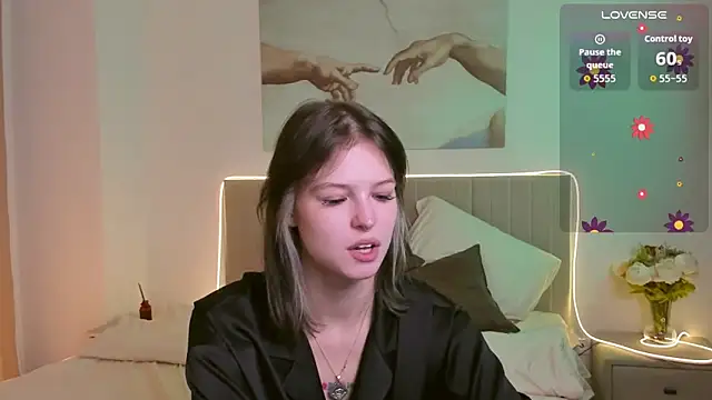 Lisa Blossom online show from 10-06-25, 06:11