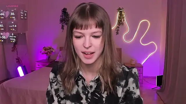 Lisa Blossom online show from 03-19-26, 06:06