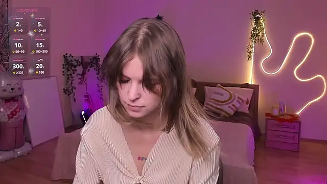 Lisa Blossom online show from 07-20-26, 06:06