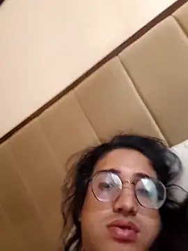 Snapshot of sexyshreyacdbottom chatting on 12-22-25, 07:38 sexyshreyacdbottom online show from 12-22-25, 07:38