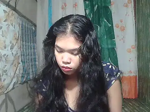 Snapshot of Sweetestsiner chatting on 02-10-26, 04:38 Sweetestsiner online show from 02-10-26, 04:38