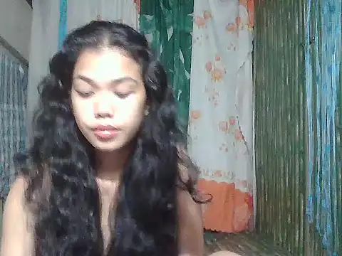 Snapshot of Sweetestsiner chatting on 02-20-26, 08:16 Sweetestsiner online show from 02-20-26, 08:16