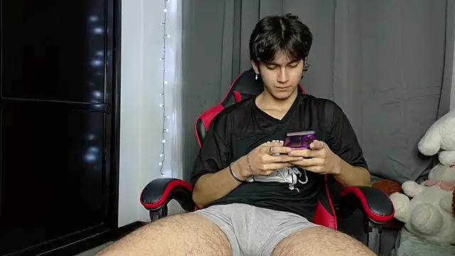 zeta tgn online show from 04-22-26, 03:53