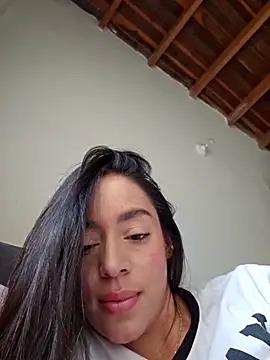 Snapshot of AriadnaTaylor chatting on 11-18-25, 06:34 AriadnaTaylor online show from 11-18-25, 06:34