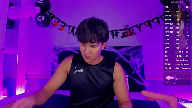 Snapshot of Leo_Savage_ chatting on 10-22-25, 03:40 Leo Savage online show from 10-22-25, 03:40