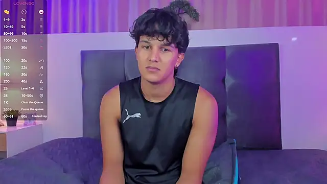 Snapshot of Leo_Savage_ chatting on 12-05-25, 04:10 Leo Savage online show from 12-05-25, 04:10