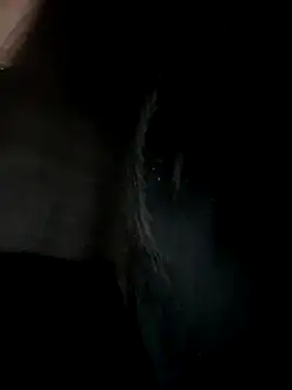 Snapshot of LiaSaenz27 chatting on 09-24-25, 02:48 LiaSaenz27 online show from 09-24-25, 02:48