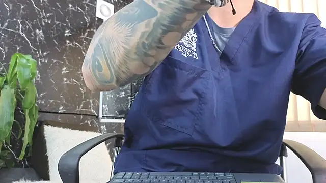 Alexander ferre online show from 04-16-26, 01:56