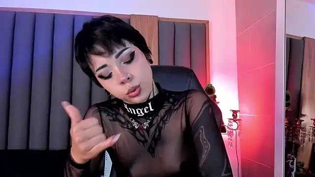 misstomie  online show from 03-06-26, 08:49