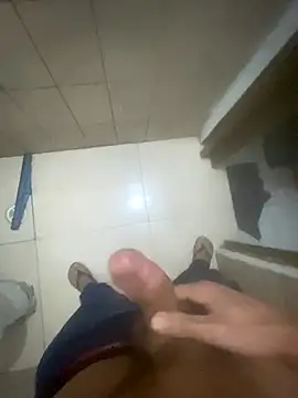 Snapshot of Eogerareeh chatting on 11-24-25, 10:53 Eogerareeh online show from 11-24-25, 10:53