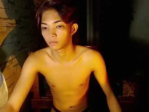 Snapshot of addicted_to_alex chatting on 01-07-26, 11:12 addicted to alex online show from 01-07-26, 11:12