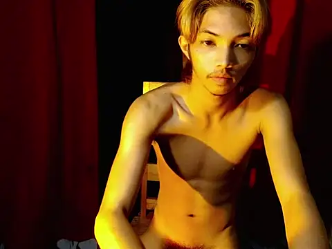 Snapshot of addicted_to_alex chatting on 02-08-26, 01:36 addicted to alex online show from 02-08-26, 01:36