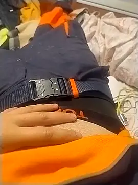 Snapshot of Antonioking45 chatting on 03-12-26, 01:12 Antonioking45 online show from 03-12-26, 01:12