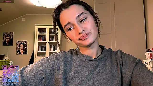 DarlineBrustera online show from 12-16-25, 04:12