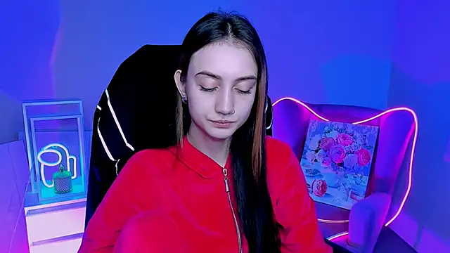 olivianorton online show from 10-15-25, 02:39