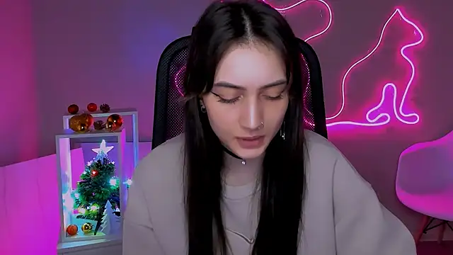 Snapshot of olivianorton chatting on 01-07-26, 12:18 olivianorton online show from 01-07-26, 12:18